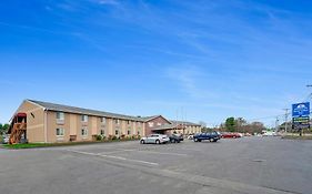 Americas Best Value Inn Foxboro